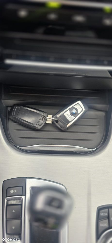 BMW X4 xDrive20d Advantage - 29