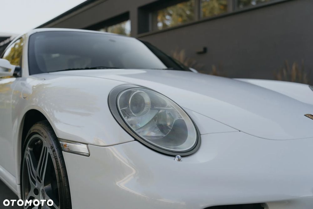 Porsche 911 Turbo Tiptronic S - 16