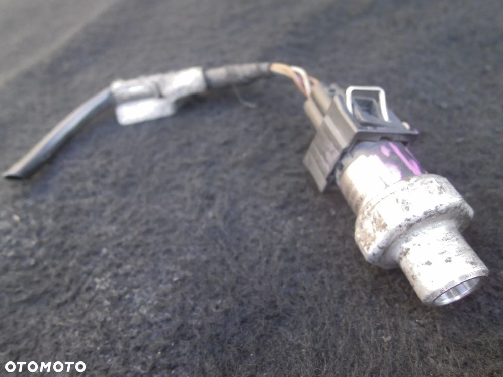 AUDI A4 B5 CZUJNIK KLIMATYZACJI 8D0959482B WTYCZKA INSTALACJA - 1