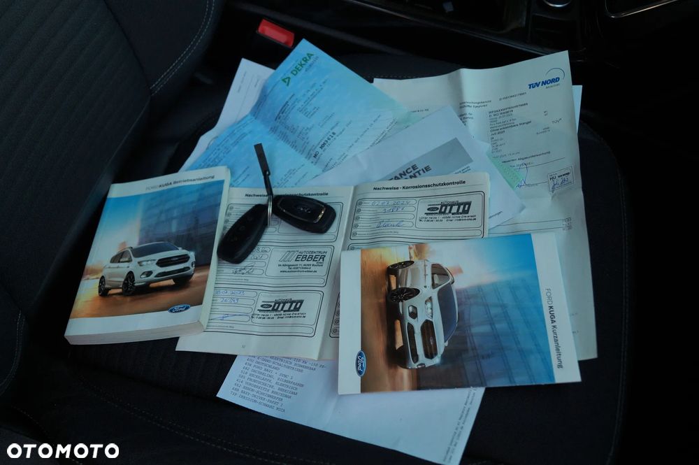 Ford Kuga - 40