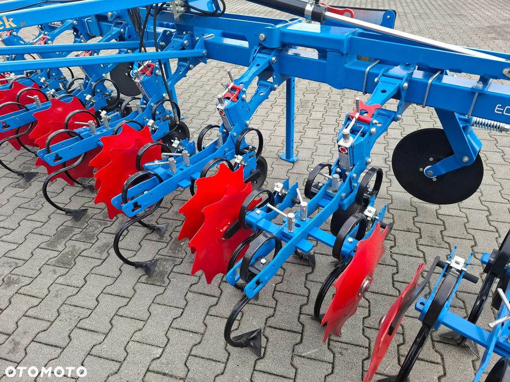 Inny CARRE Econet - 18