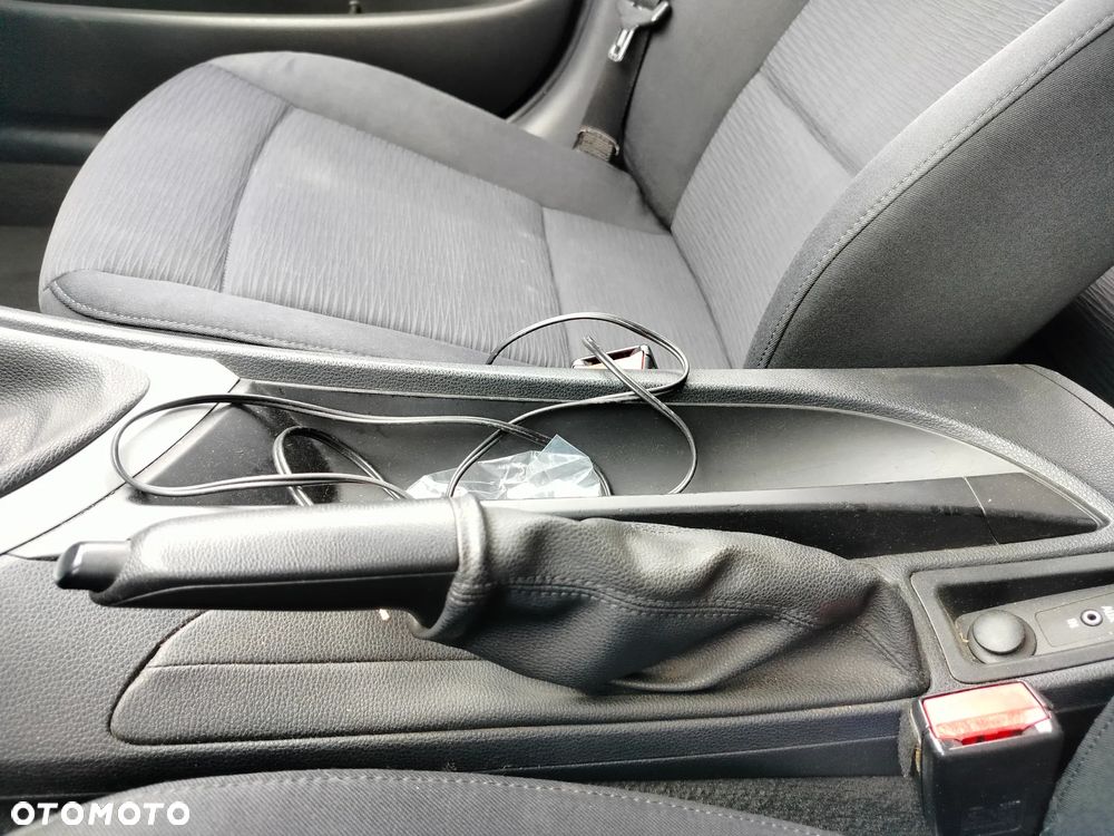 BMW Seria 1 - 26