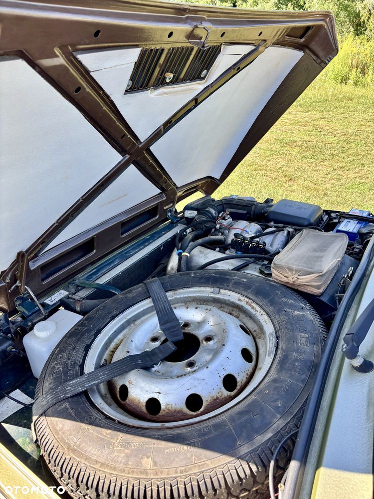 Lada Niva - 7