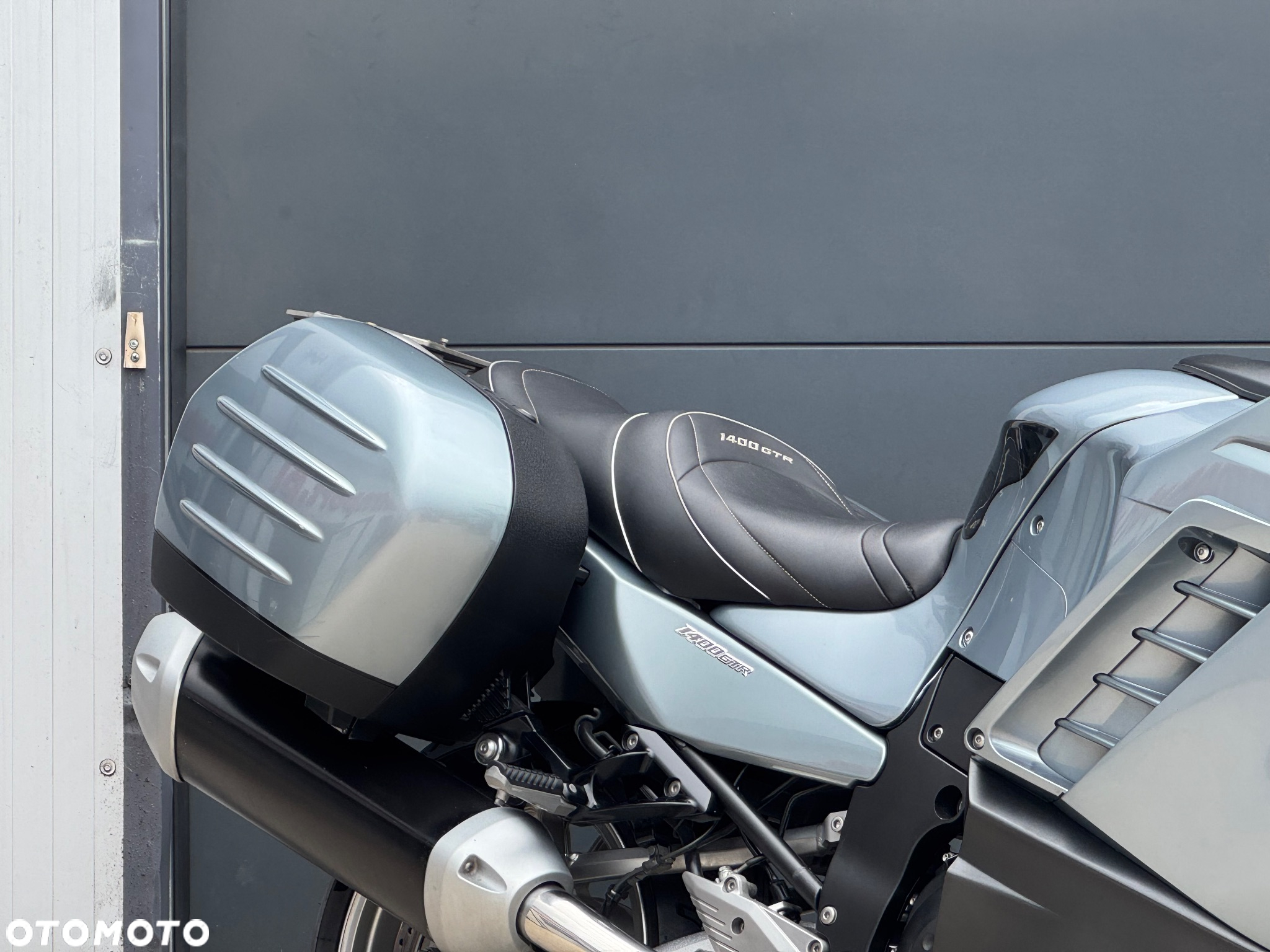 Kawasaki GTR - 3