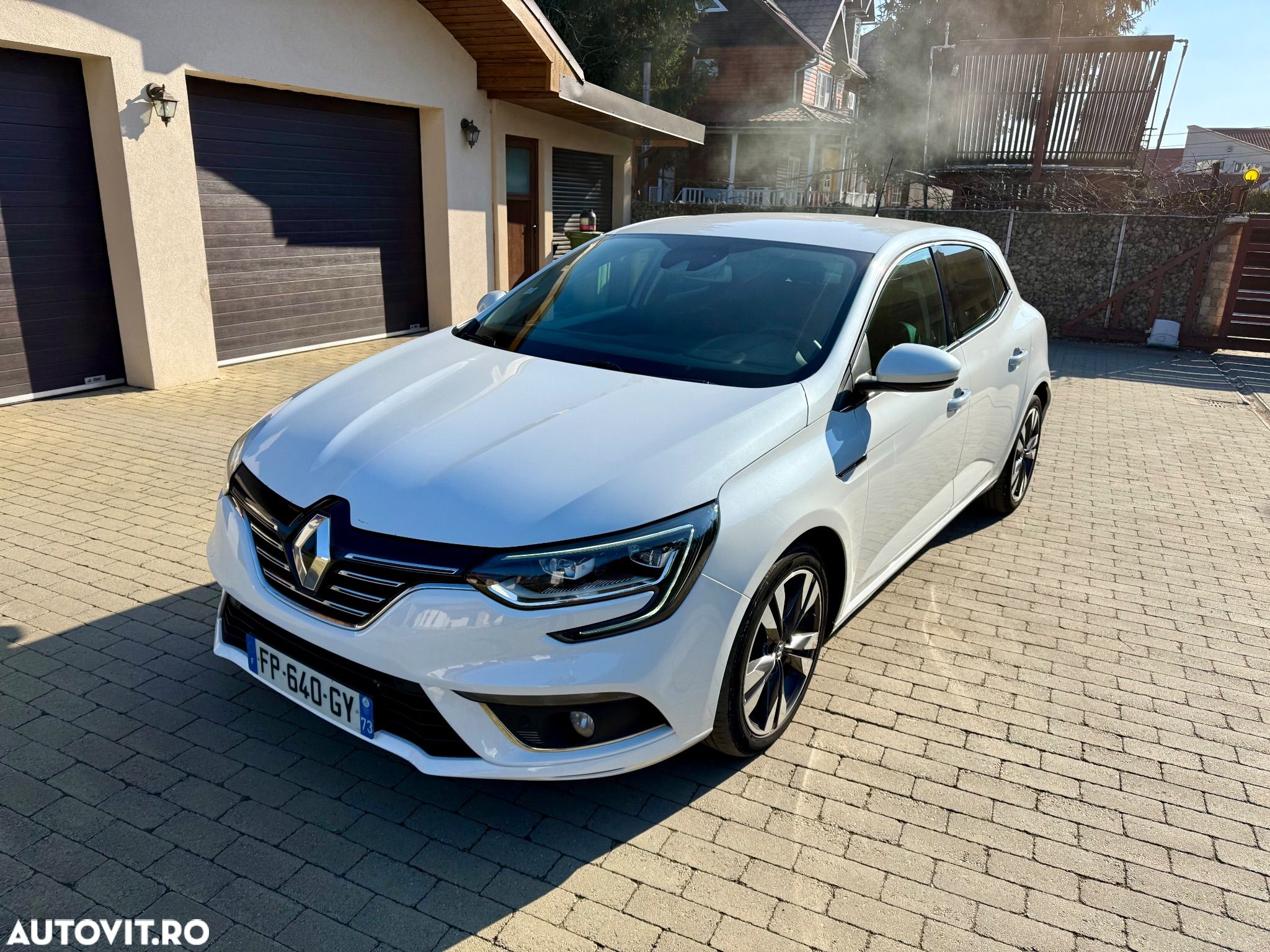 Renault Megane BLUE dCi EDC Intens - 1