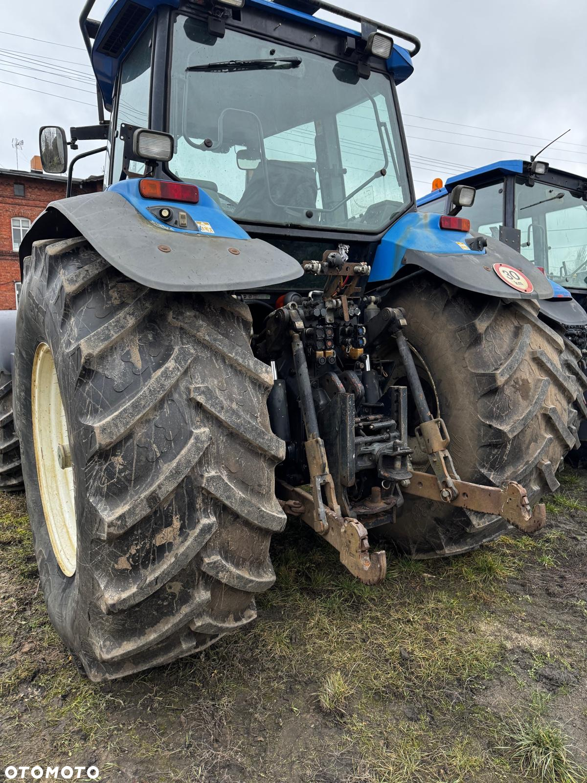 New Holland TM175 - 22
