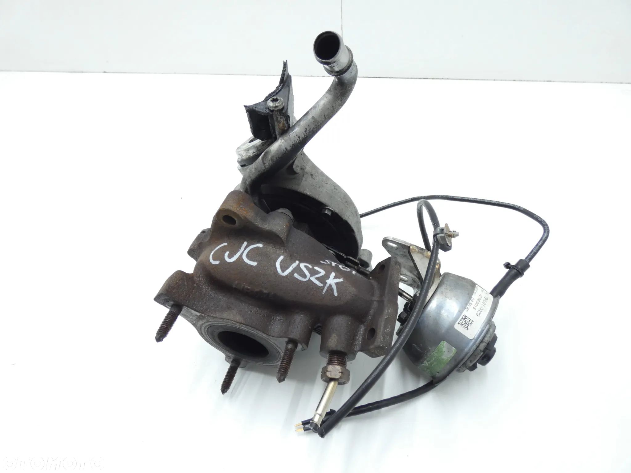 AUDI A4 B8 2.0 TDI CJC TURBINA TURBOSPRĘŻARKA USZKODZONA 03L145721A GORLICE - 1