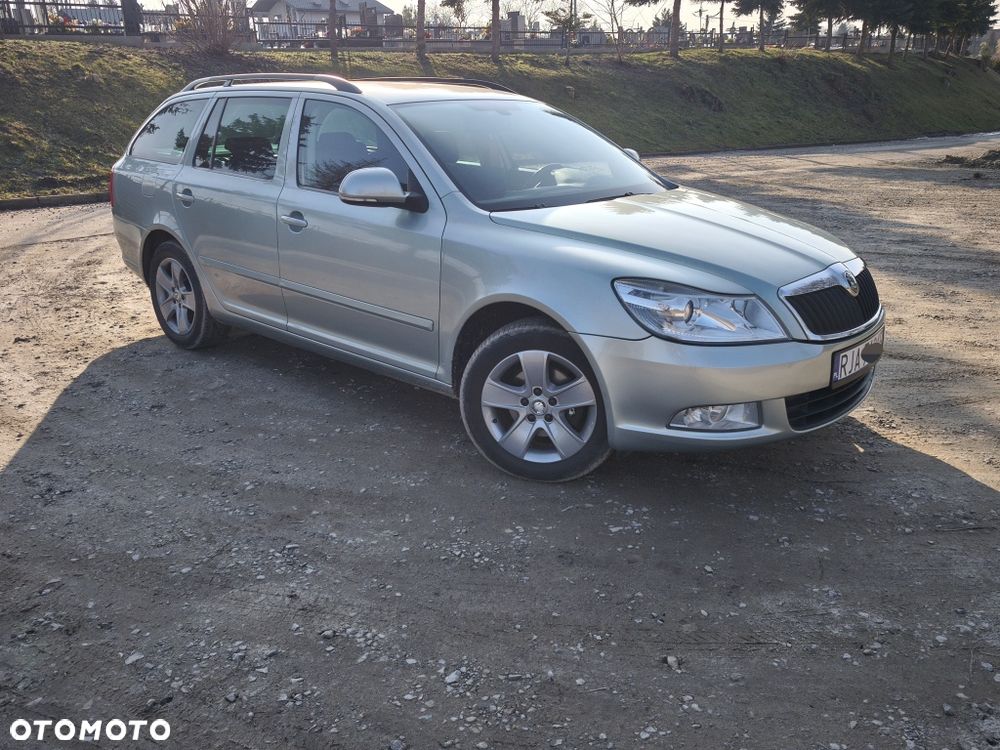 Skoda Octavia - 2