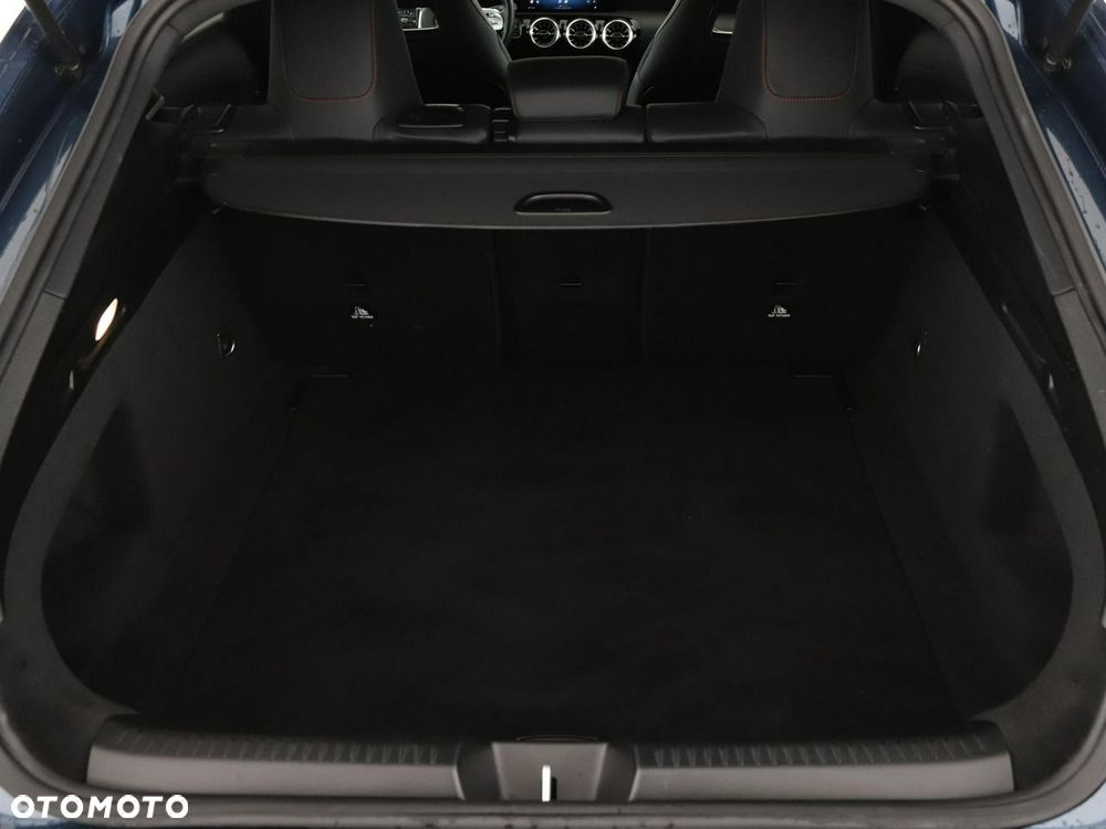 Mercedes-Benz CLA 180 mHEV AMG Line 7G-DCT - 21