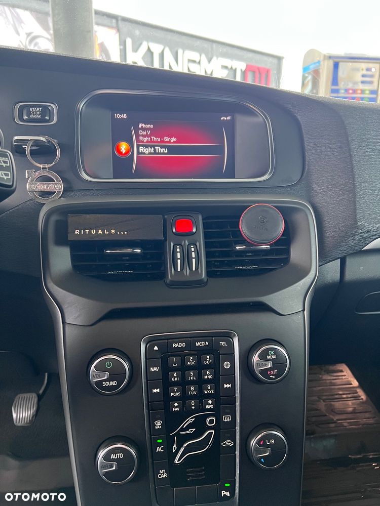 Volvo V40 D2 Drive-E R-Design Momentum - 11