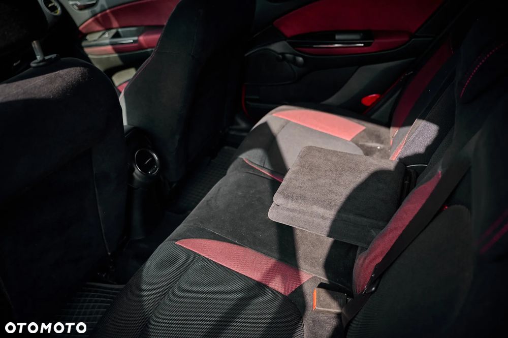 Fiat Bravo 1.4 T-JET 16V Sport Plus - 37