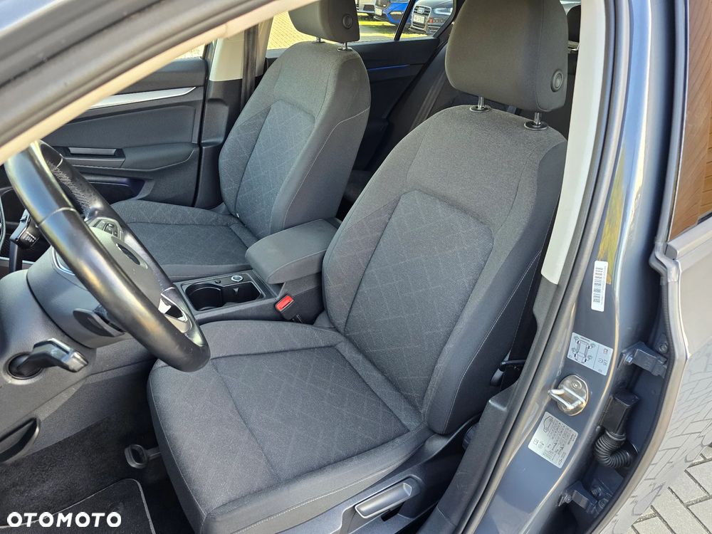 Volkswagen Golf - 12