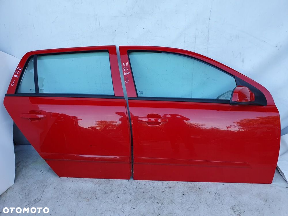 drzwi prawe Opel Astra H z547 - 1