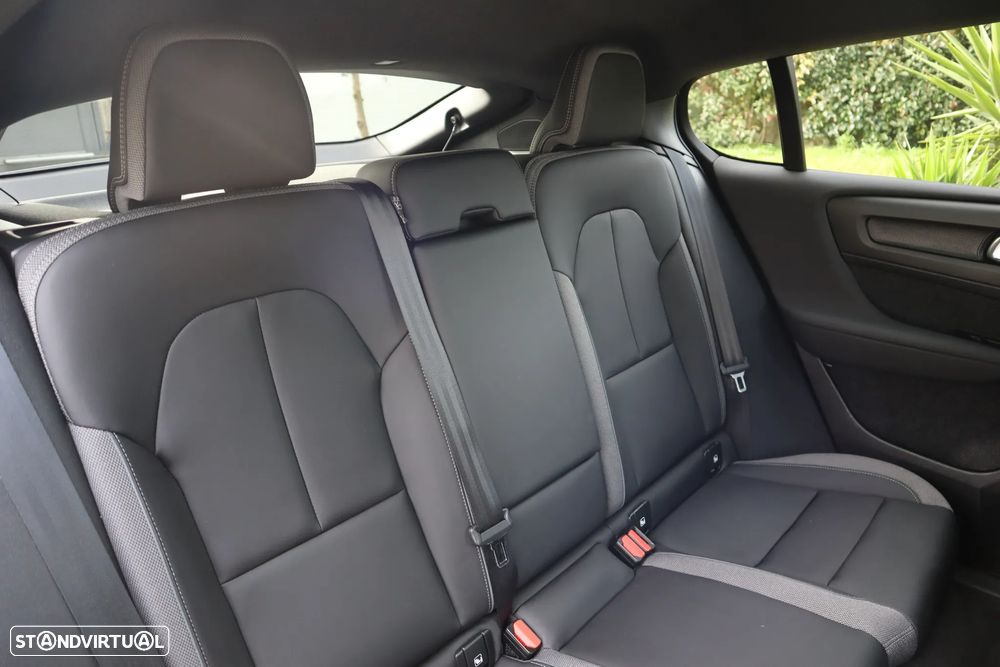 Volvo C40 Recharge Twin Motor Plus - 25