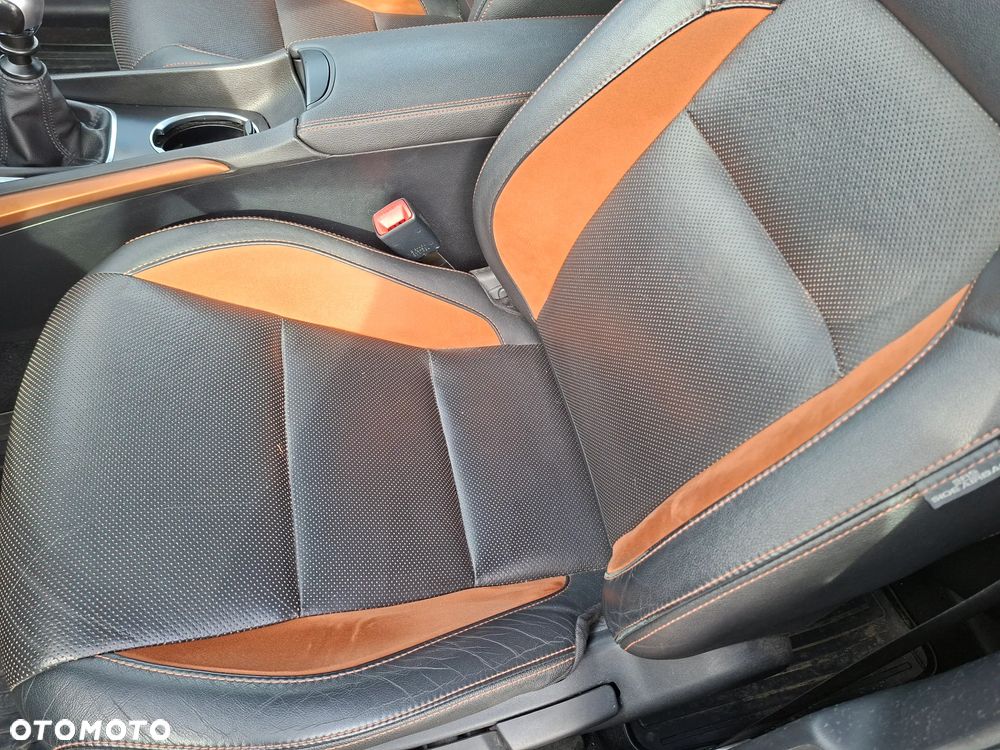 Toyota Avensis 2.0 D-4D Prestige - 8