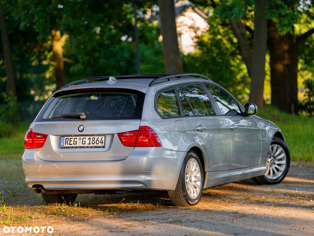 BMW Seria 3 318i Edition Lifestyle - 9