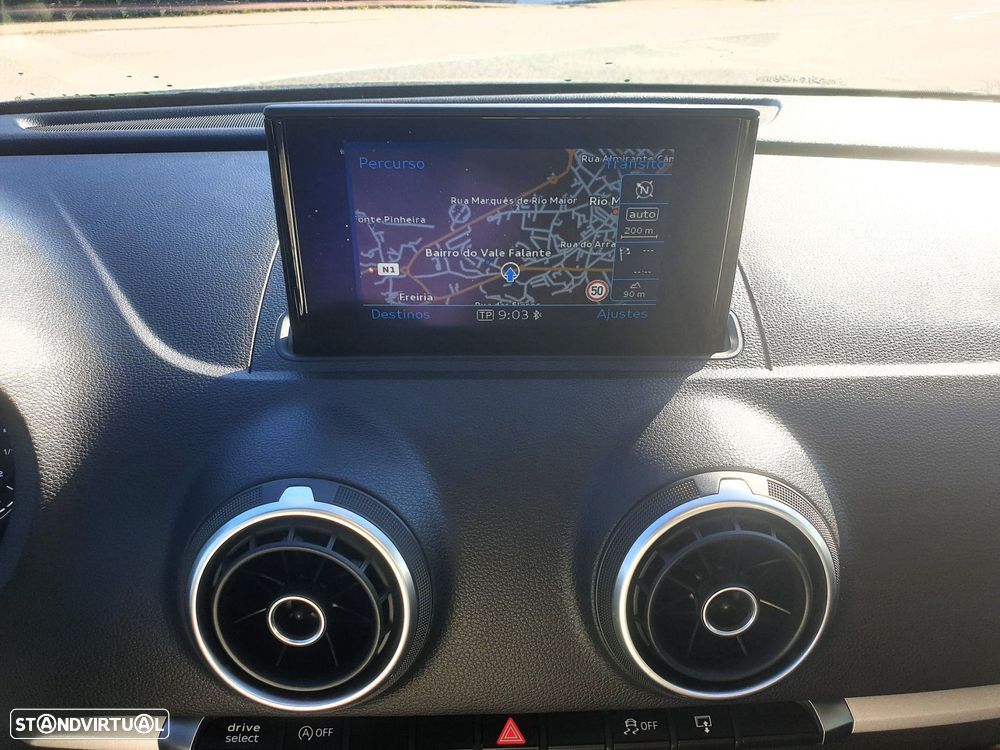 Audi A3 Sportback 1.6 TDI S-line - 26