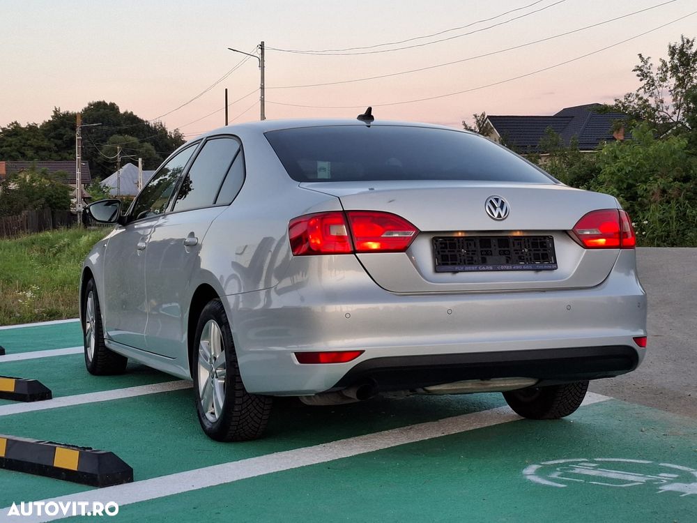 Volkswagen Jetta 1.2 TSI Match - 7