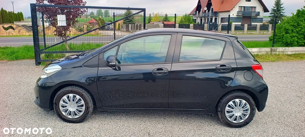 Toyota Yaris 1.0 VVT-i - 12