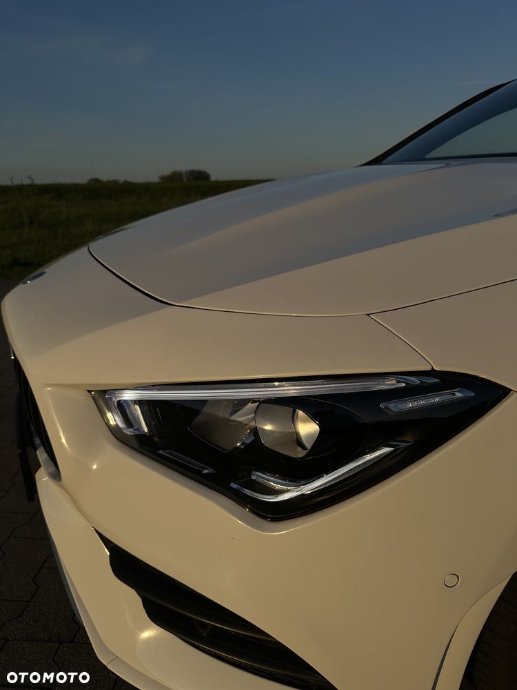 Mercedes-Benz CLA 180 7G-DCT AMG Line - 8