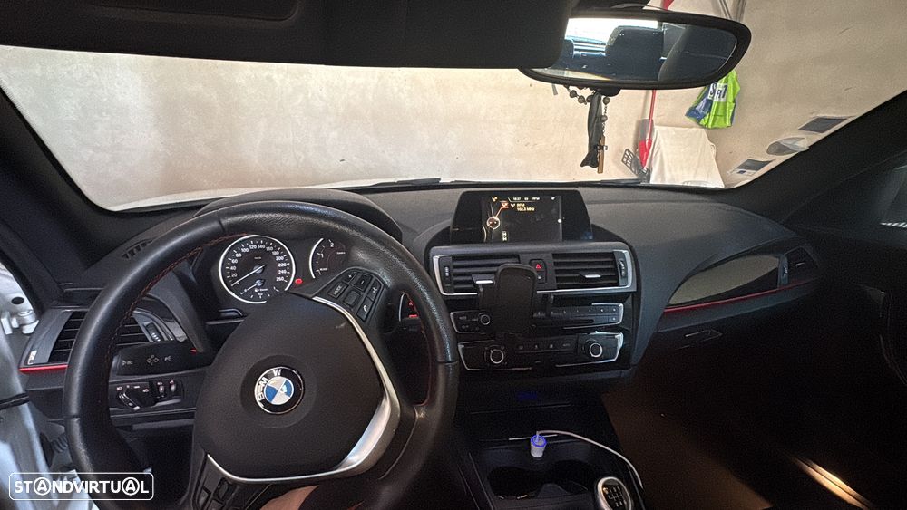 BMW 118 d Line Sport — fotografia 8