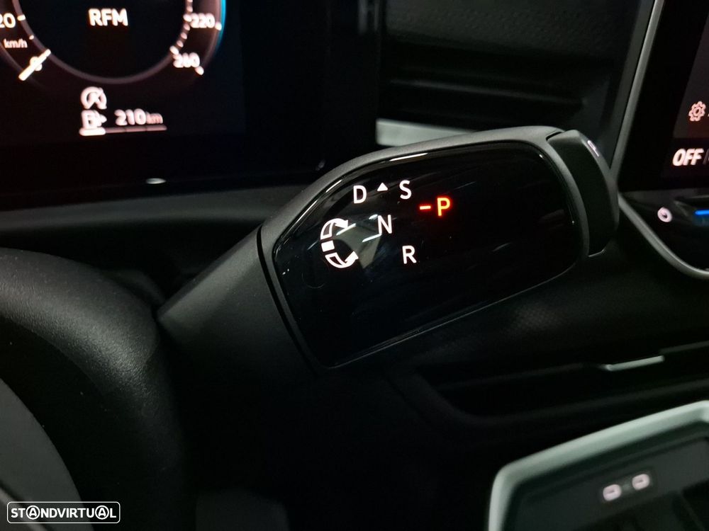 VW T-Roc 1.5 eTSI Trend DSG - 25