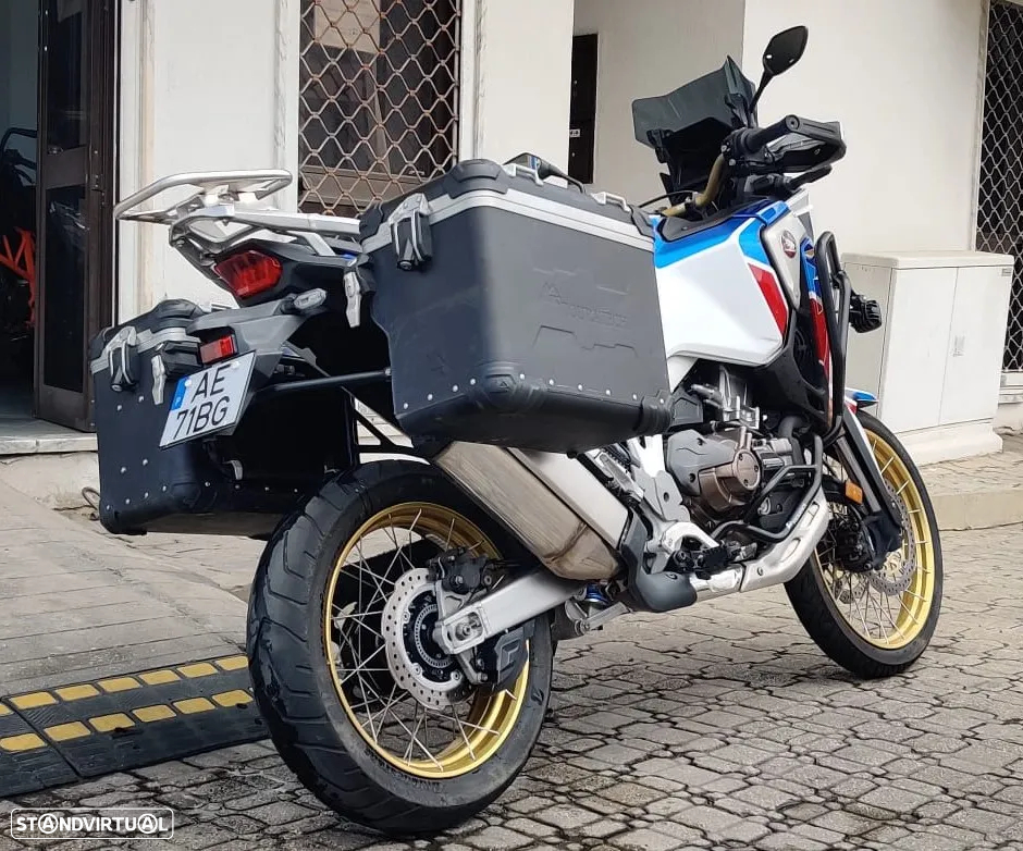 Honda Africa Twin 1100 DCT Adventure - 10
