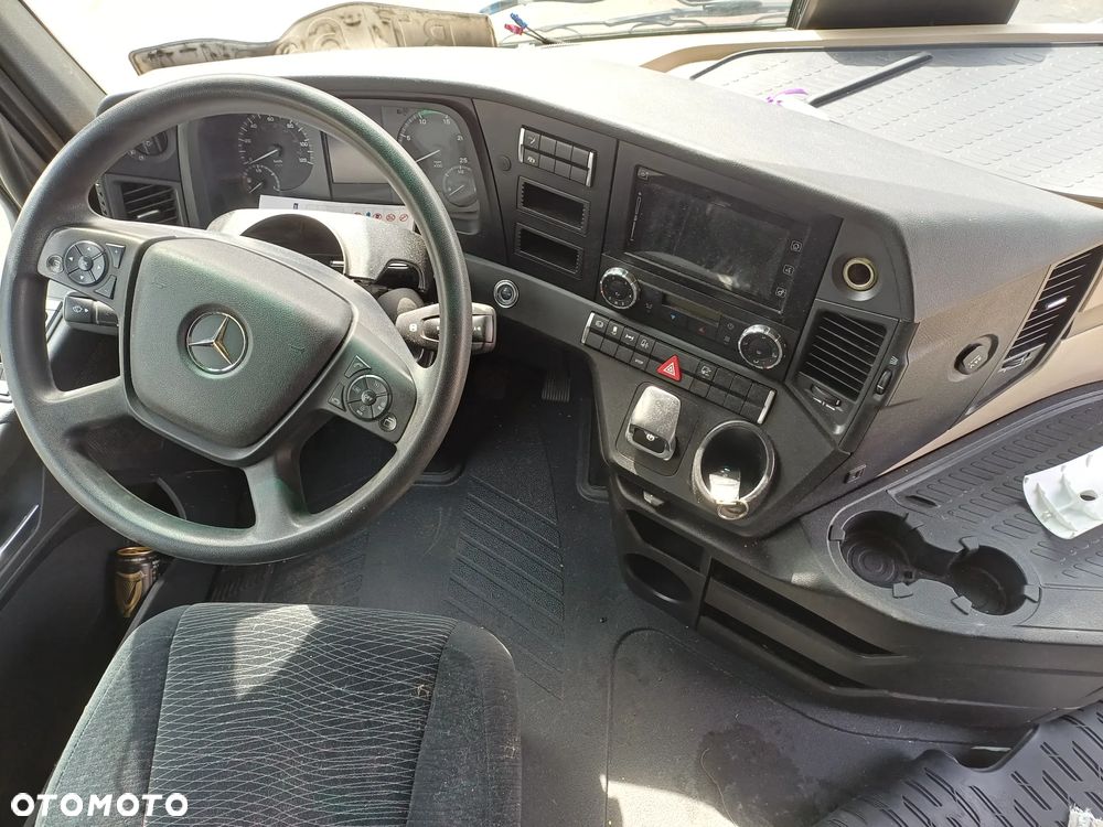 Mercedes-Benz ACTROS 1851 USZKODZONY - 14