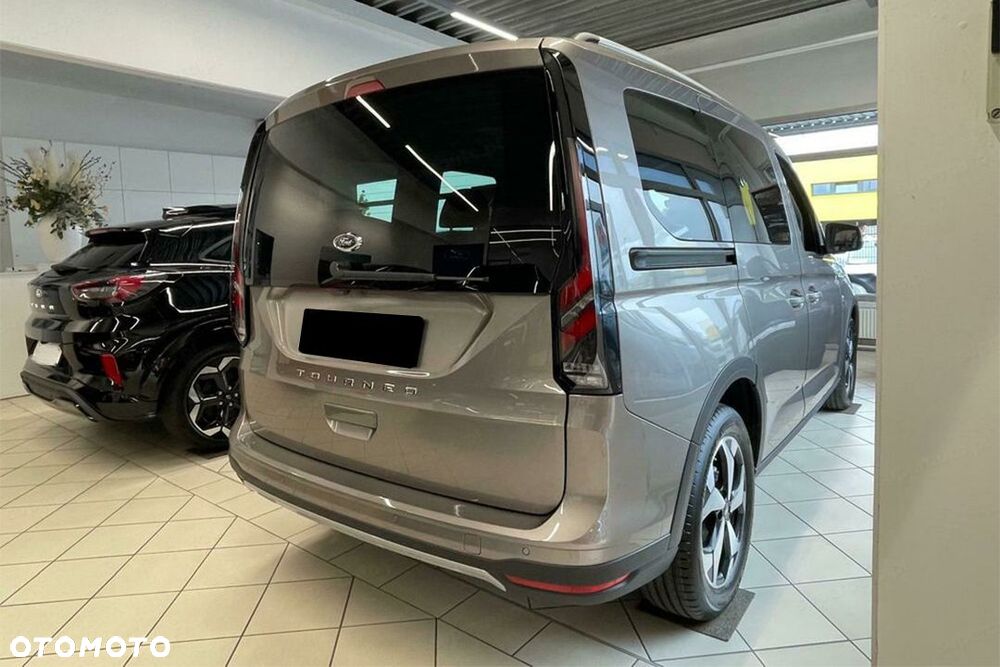 Ford Tourneo Connect - 4