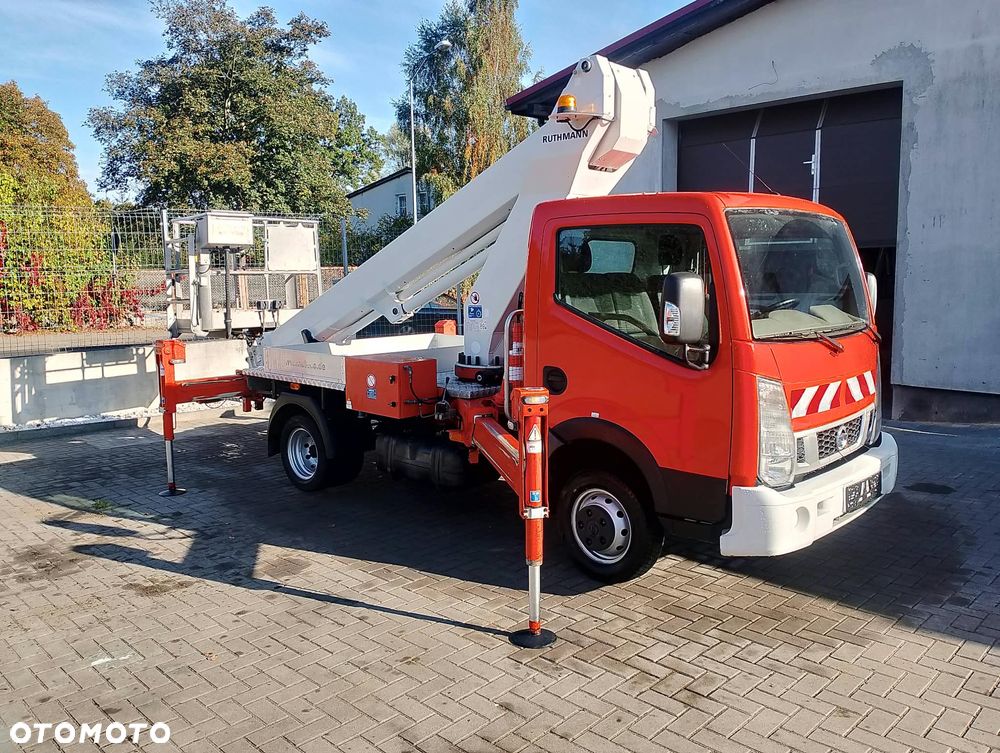 Nissan Podnośnik Koszowy