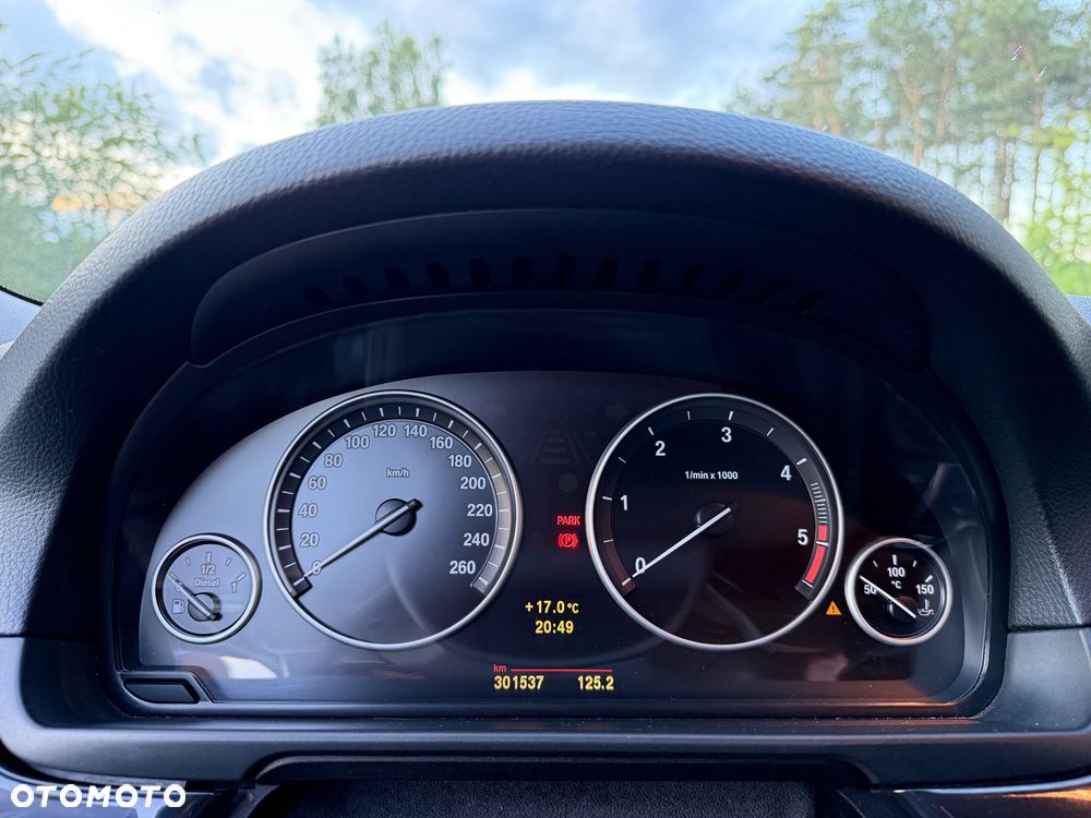 BMW Seria 5 520d - 8