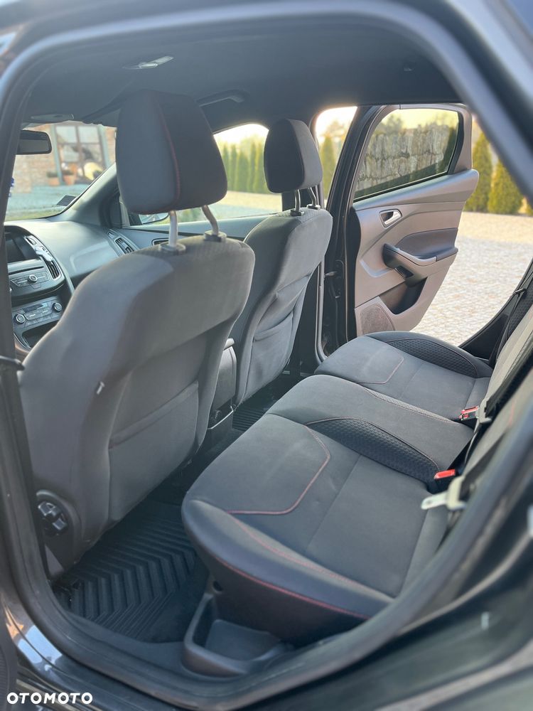 Ford Focus 1.0 EcoBoost ST-Line - 13