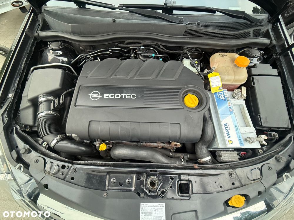 Opel Astra 1.9 CDTI DPF NAVI - 18