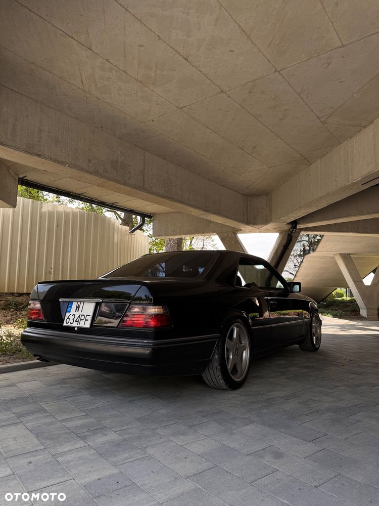 Mercedes-Benz W124 (1984-1993) - 3