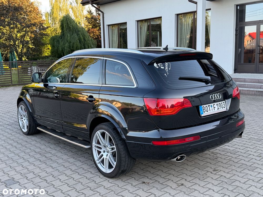 Audi Q7 - 9