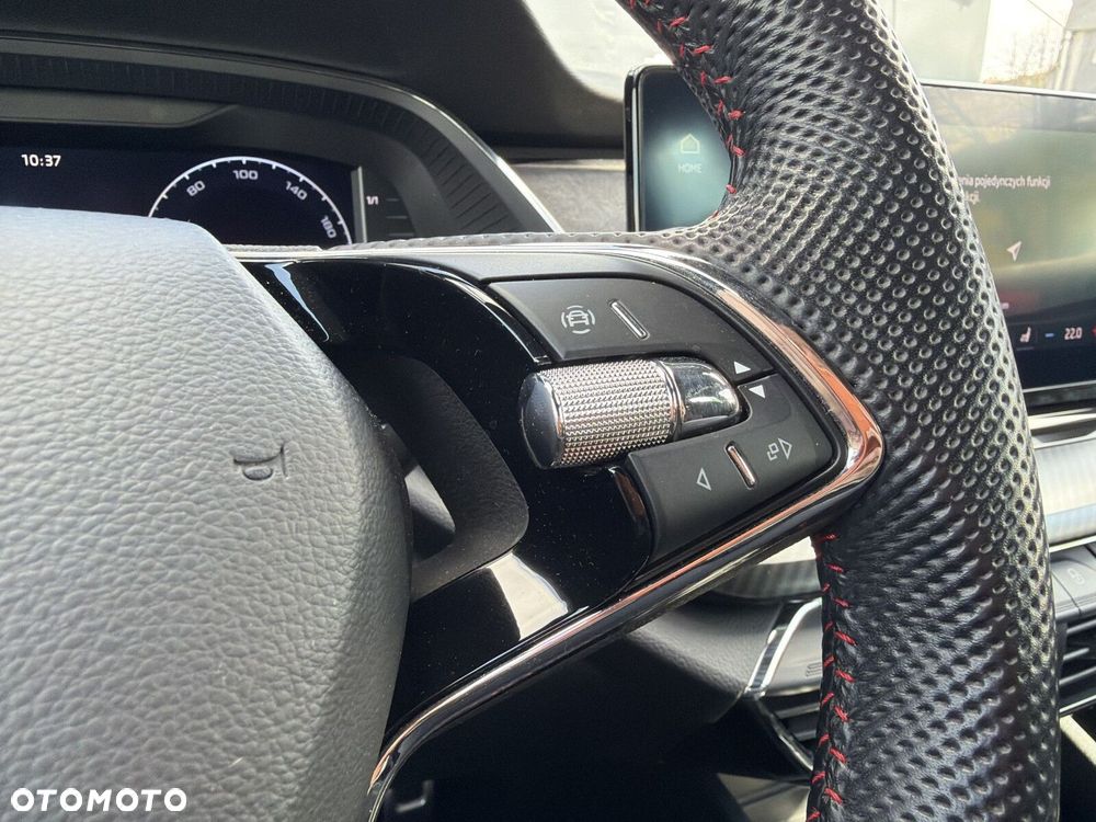 Skoda Octavia 2.0 TDI RS DSG - 25