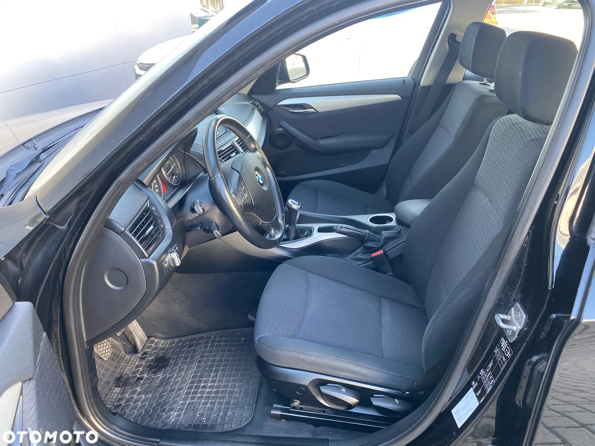 BMW X1 sDrive18i - 9
