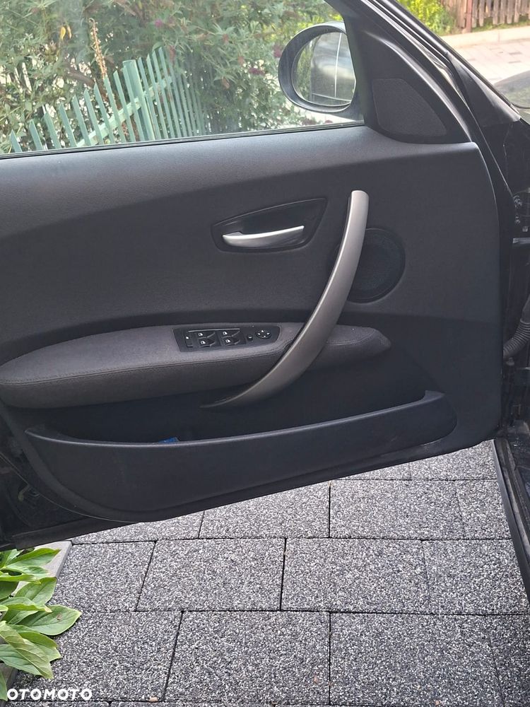 BMW Seria 1 120i - 5