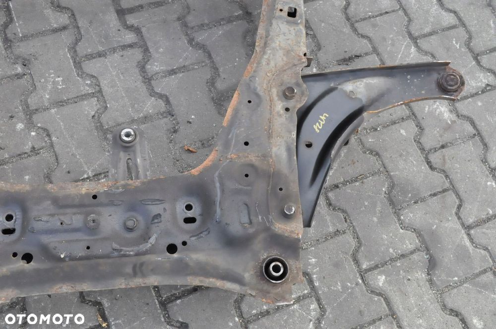 NISSAN JUKE I F15 SANKI ZAWIESZENIA PRZÓD - 9