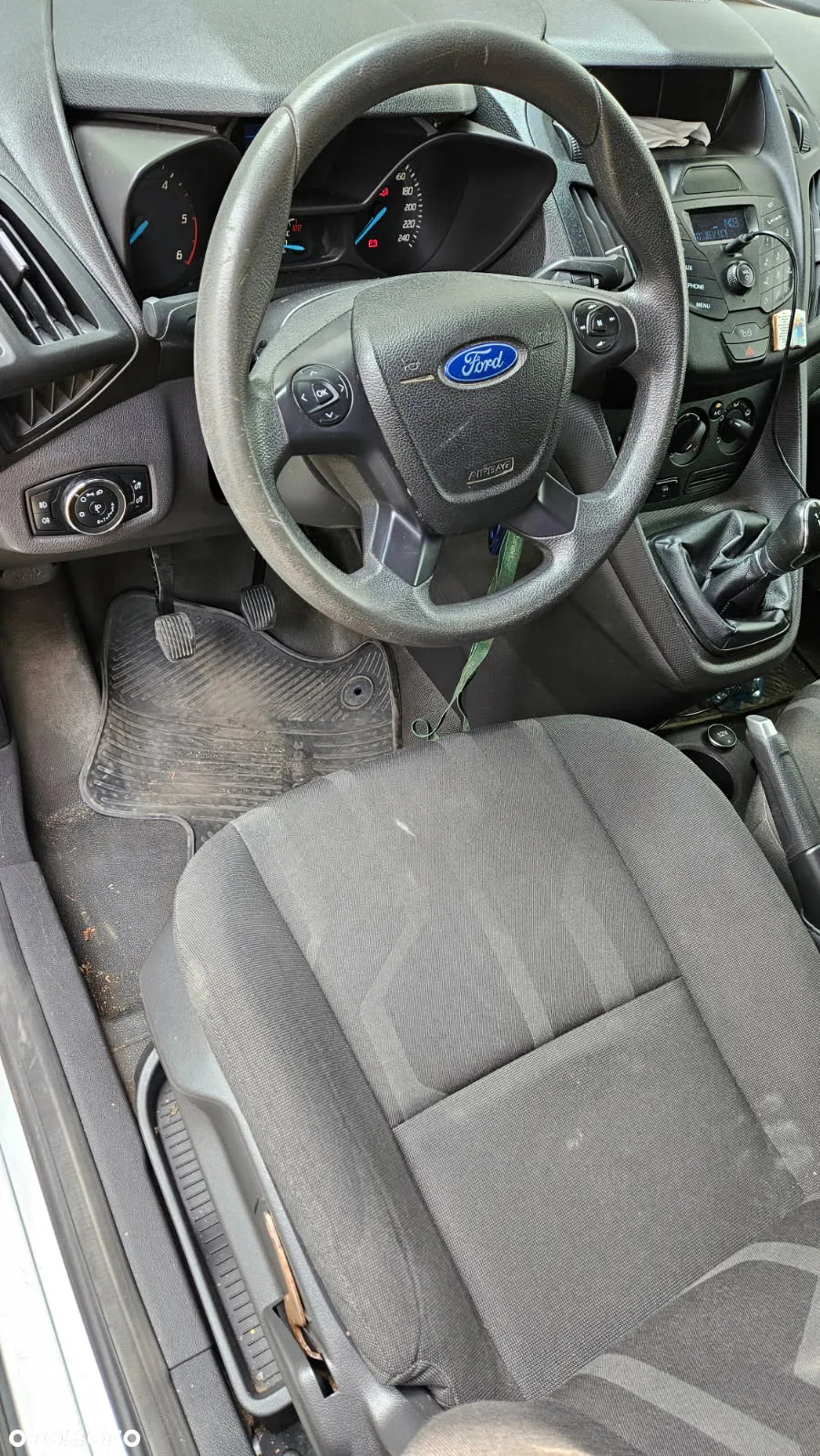 Ford Transit Connect - 11