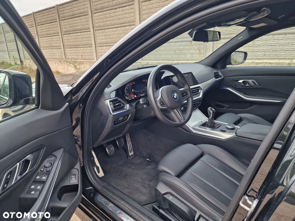 BMW Seria 3 318i M Sport - 7