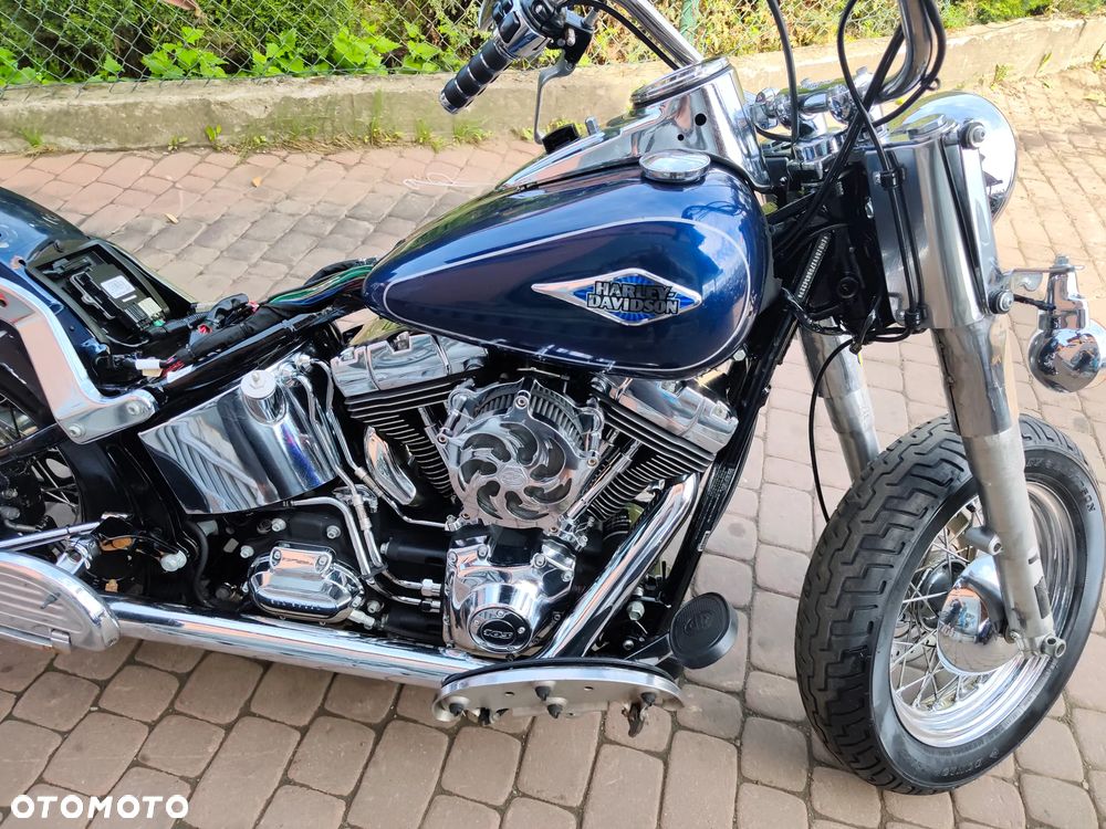 Harley-Davidson Softail Heritage Classic - 4