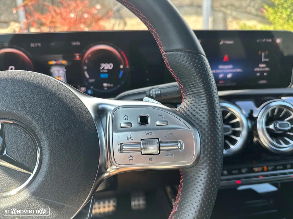 Mercedes-Benz A 250 e 8G-DCT AMG Line Advanced Plus - 20