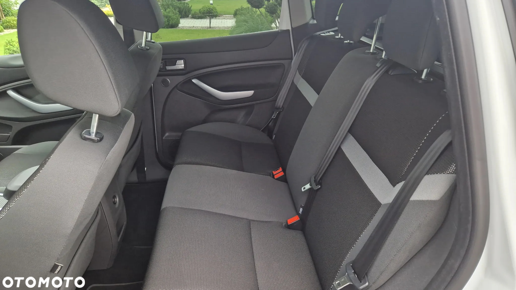 Ford Kuga 2.0 TDCi 2x4 Champions Edition - 25