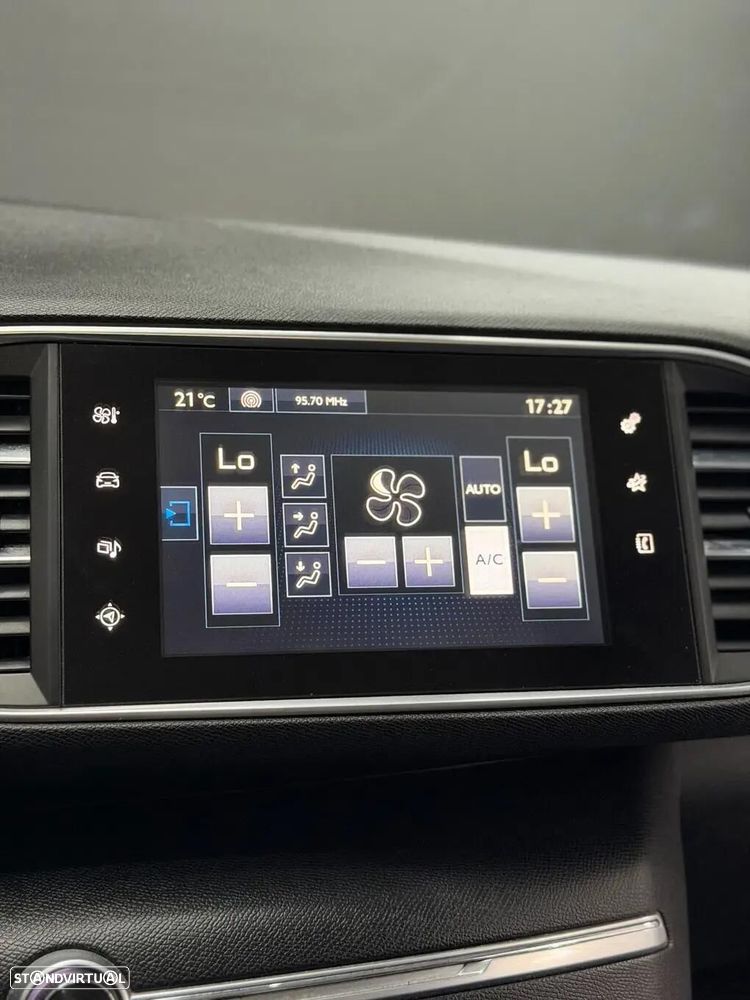 Peugeot 308 SW 1.6 BlueHDi Style - 25