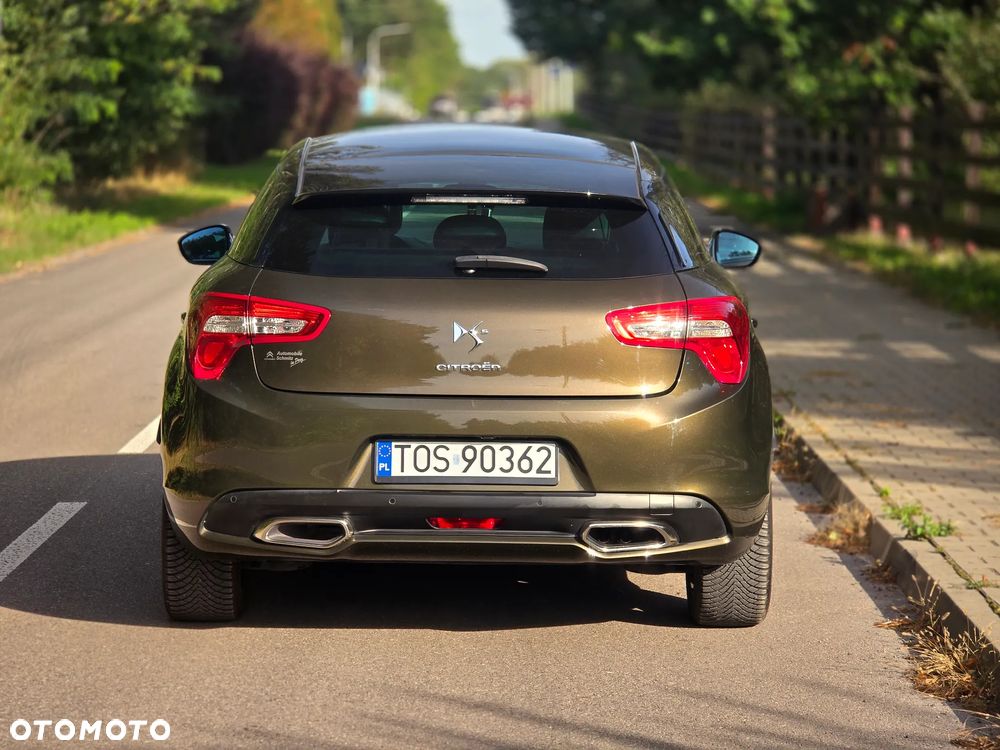 Citroën DS5 THP 155 SoChic - 15