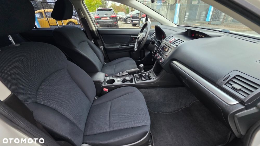 Subaru Impreza - 12