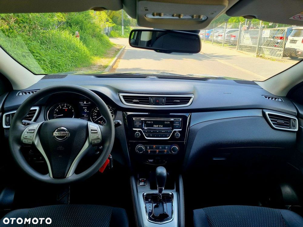 Nissan Qashqai 1.2 DIG-T Visia Xtronic - 14