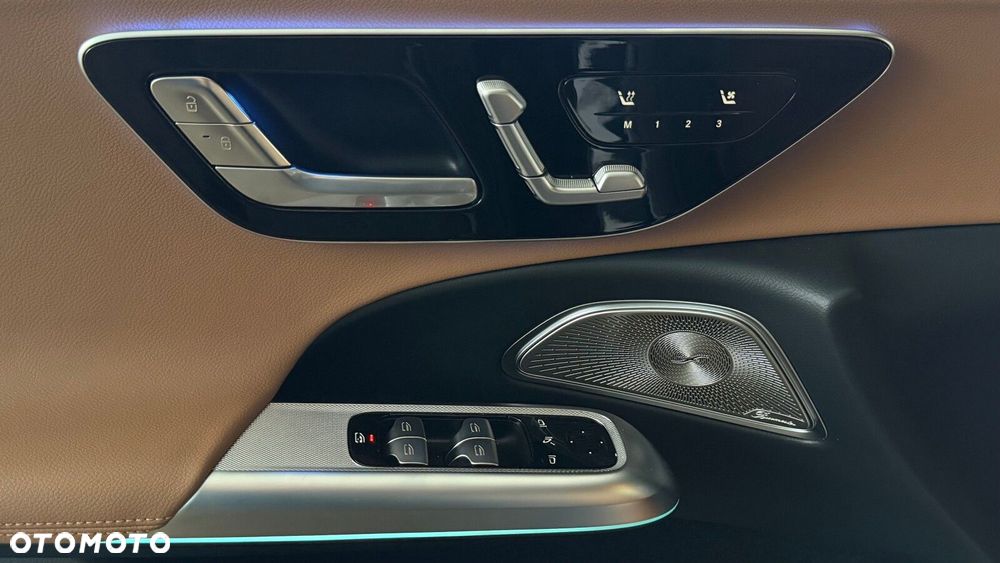 Mercedes-Benz Klasa E - 22