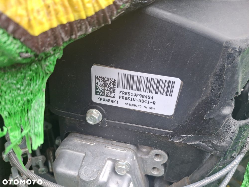 John Deere X350R - 9